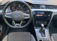 Volkswagen Passat 10