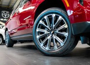 Chevrolet Suburban 46