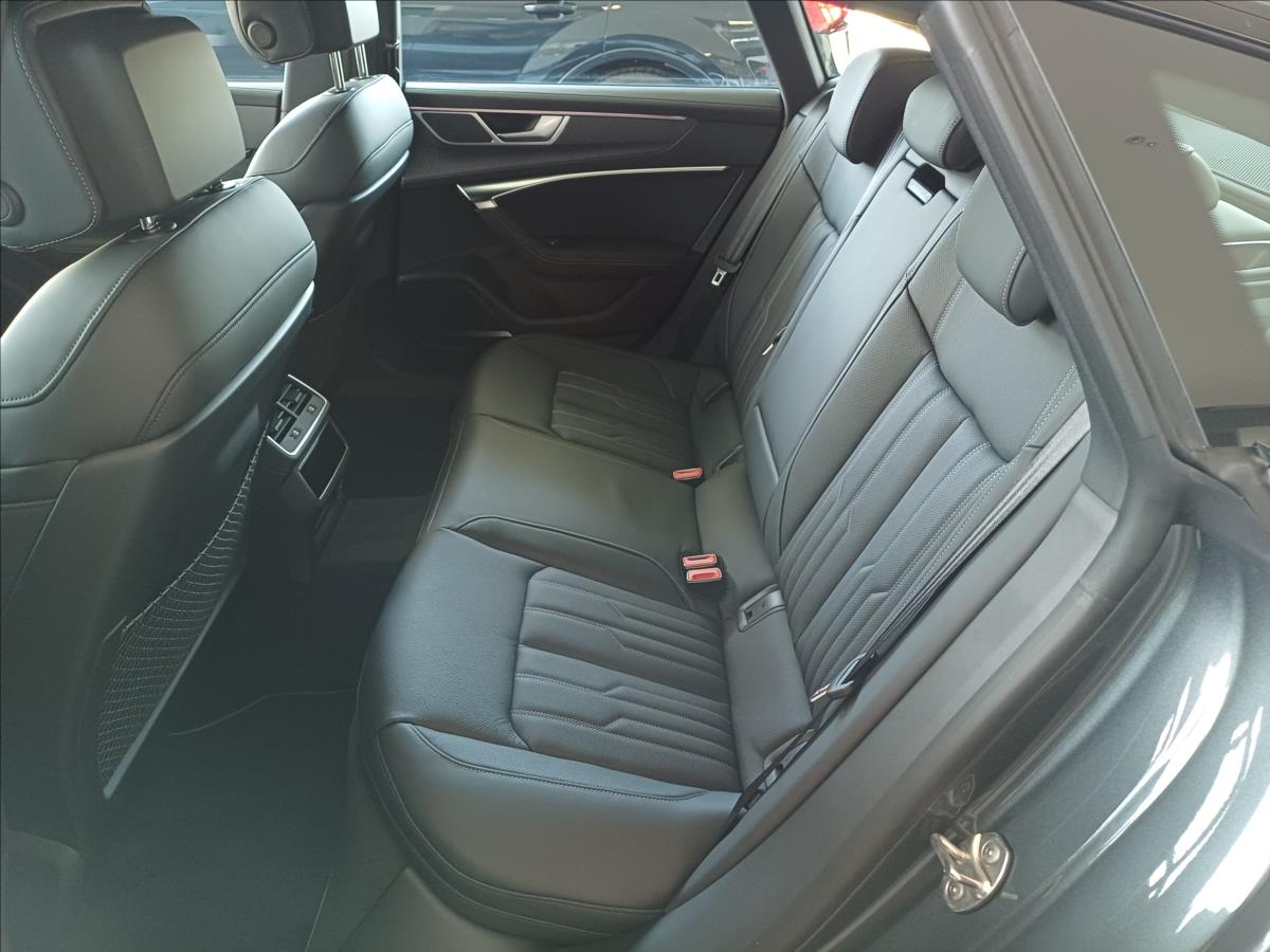 Audi S7