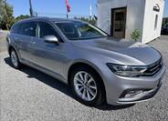 Volkswagen Passat 9
