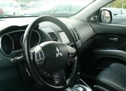 Mitsubishi Outlander 10