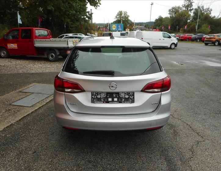 Opel Astra 6