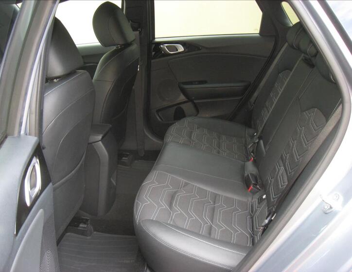 KIA Ceed 14