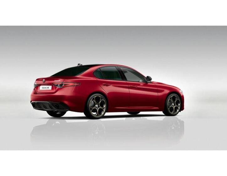 Alfa Romeo Giulia 3