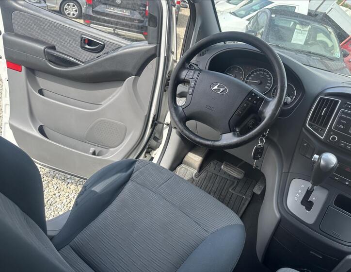 Hyundai H 1 23