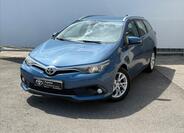 Toyota Auris 1