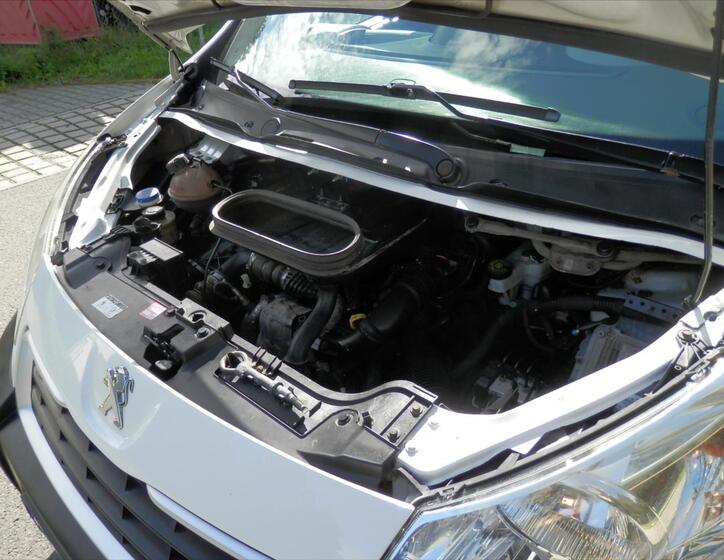 Peugeot Expert 26