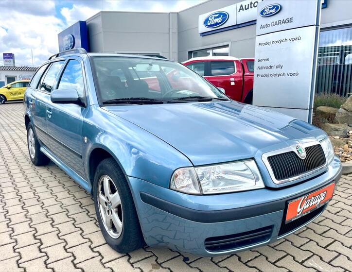 Škoda Octavia 1