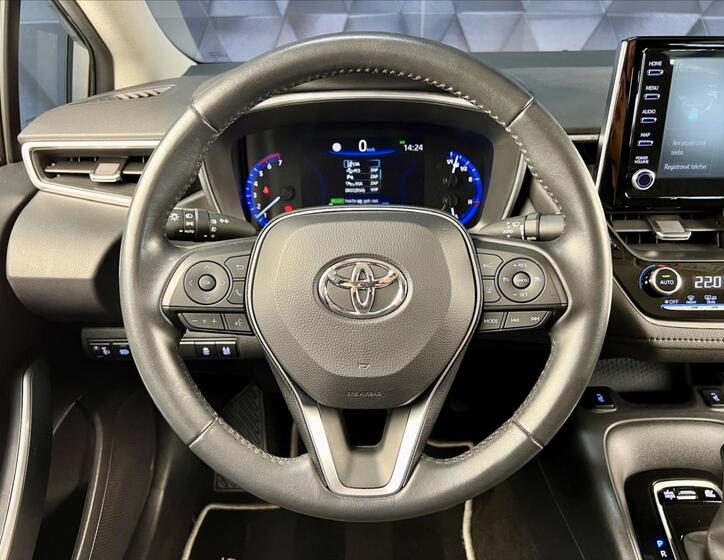Toyota Corolla 13