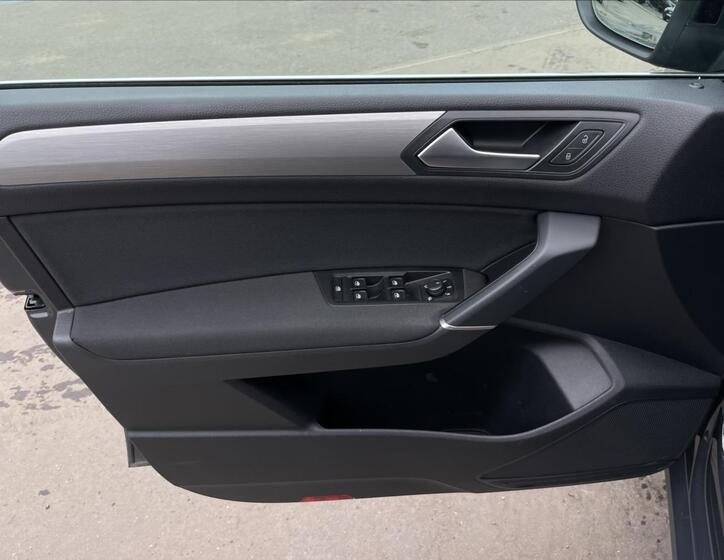 Volkswagen Touran 14