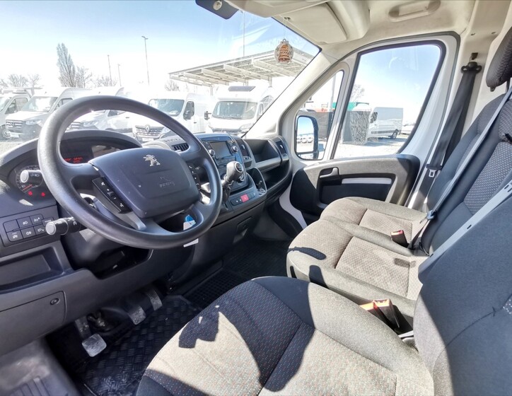 Peugeot Boxer 6