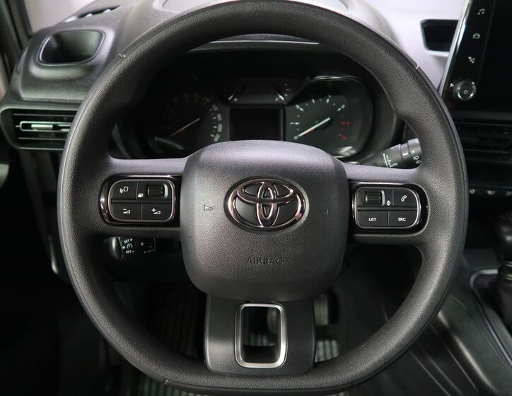 Toyota ProAce 14