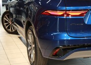 Jaguar F-Pace 27