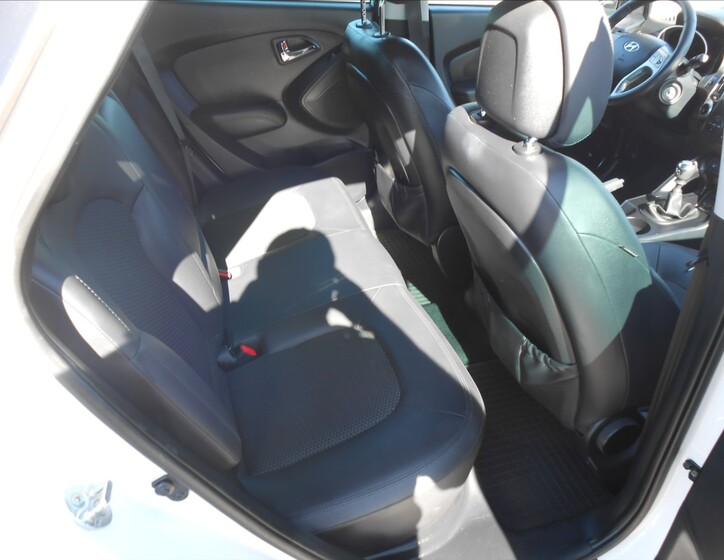 Hyundai ix35 8