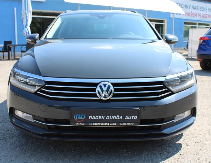 Volkswagen Passat 2