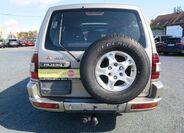 Mitsubishi Pajero 5
