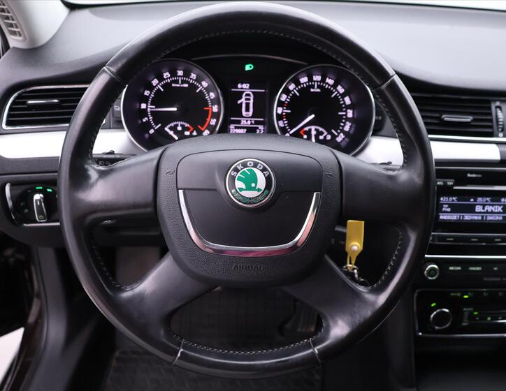 Škoda Superb 19