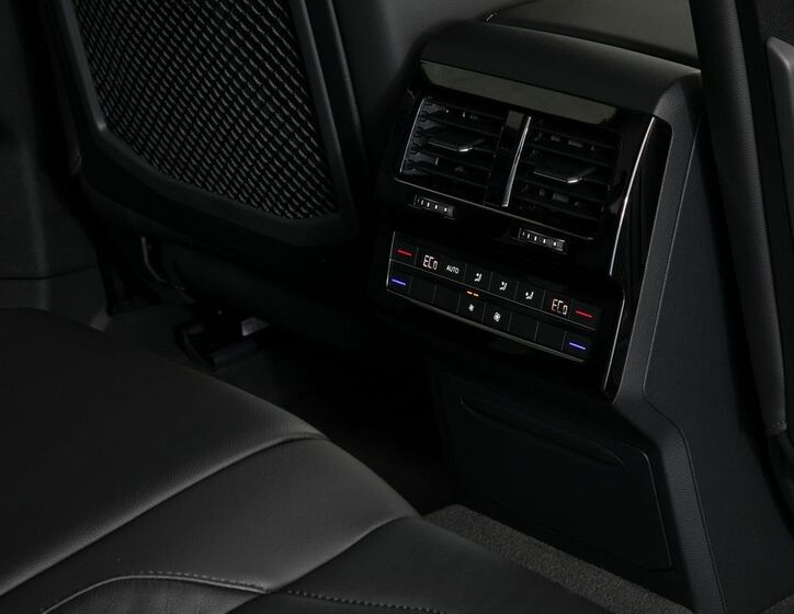 Volkswagen Touareg 17