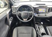Toyota RAV4 16