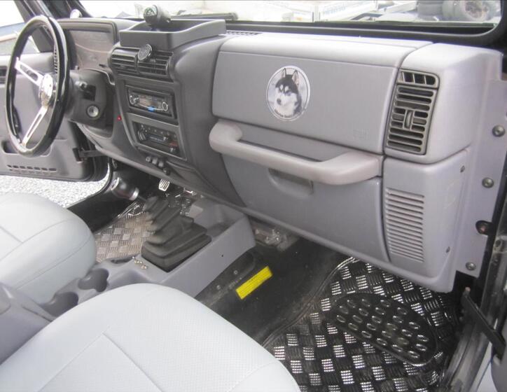 Jeep Wrangler 16