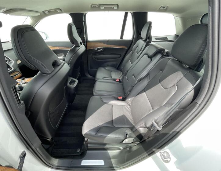 Volvo XC90 15