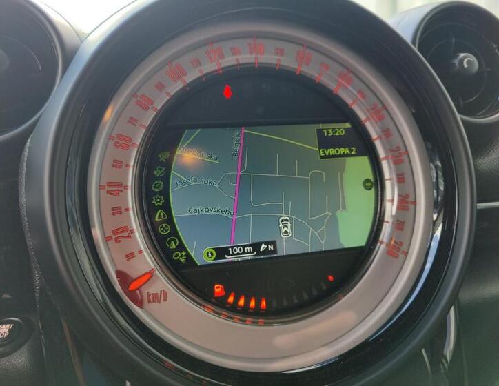 Mini Countryman 31