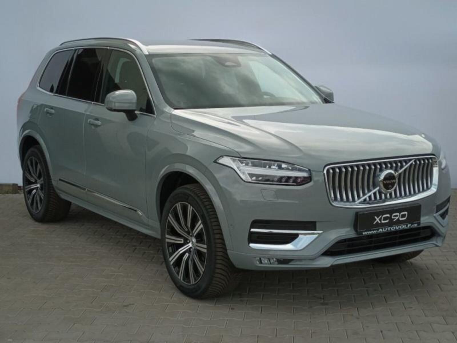 Volvo XC90 24