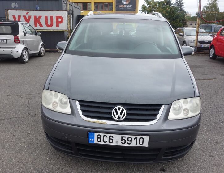 Volkswagen Touran 4