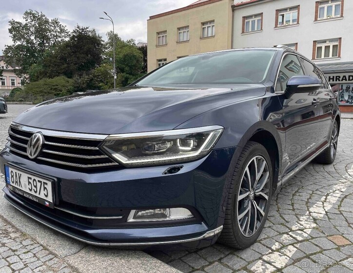 Volkswagen Passat 10