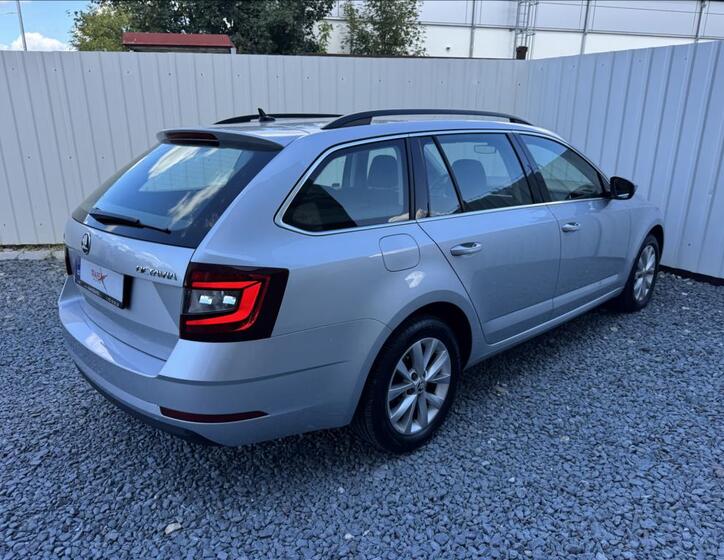 Škoda Octavia 13