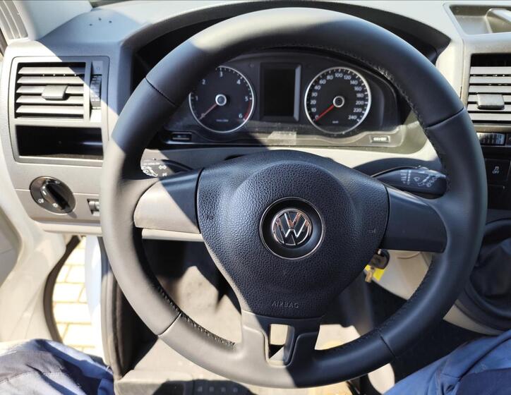 Volkswagen Transporter 15