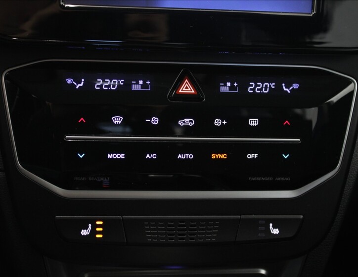 SsangYong Tivoli 14