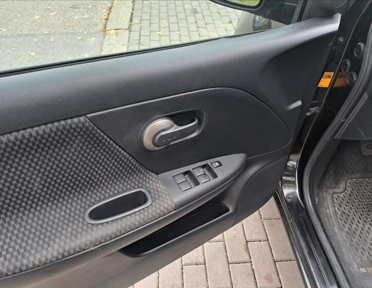 Nissan Note 19