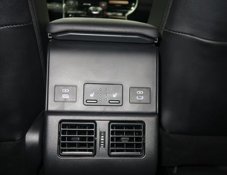 Subaru Solterra 17