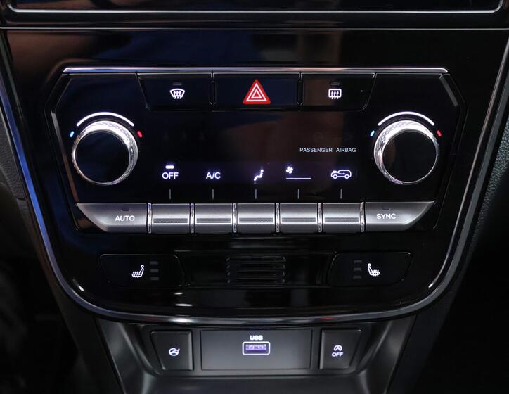 SsangYong Tivoli 25