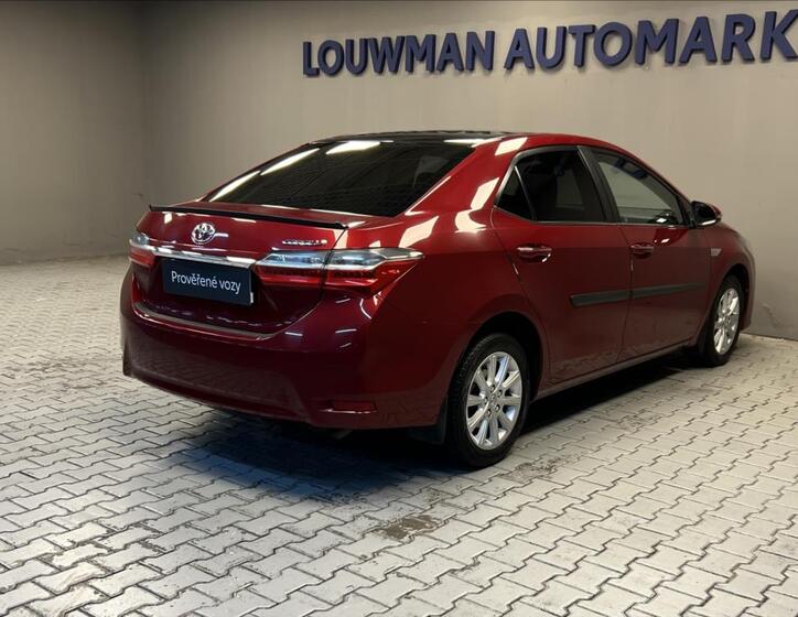 Toyota Corolla 2