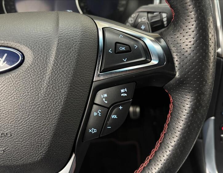 Ford Edge 12