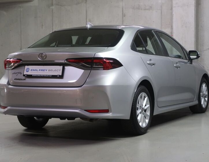 Toyota Corolla 5