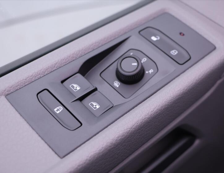 Volkswagen Transporter 16