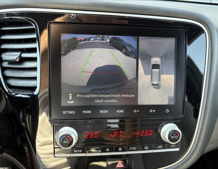 Mitsubishi Outlander 14