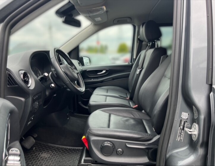 Mercedes-Benz Vito 7