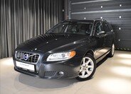 Volvo V70 1