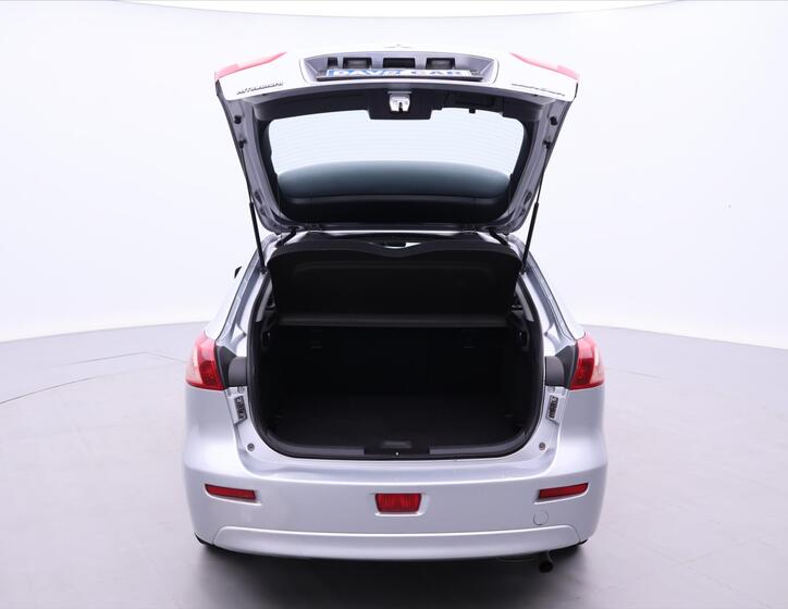 Mitsubishi Lancer 9