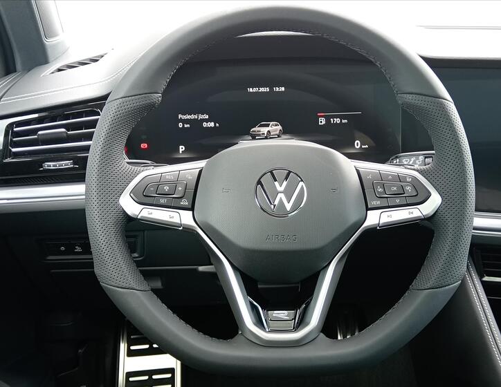Volkswagen Touareg 22