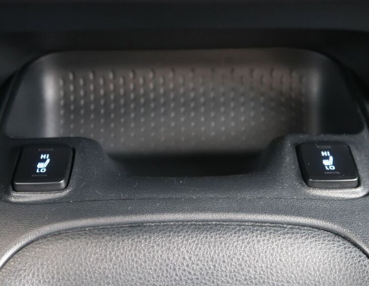 Toyota Corolla 21