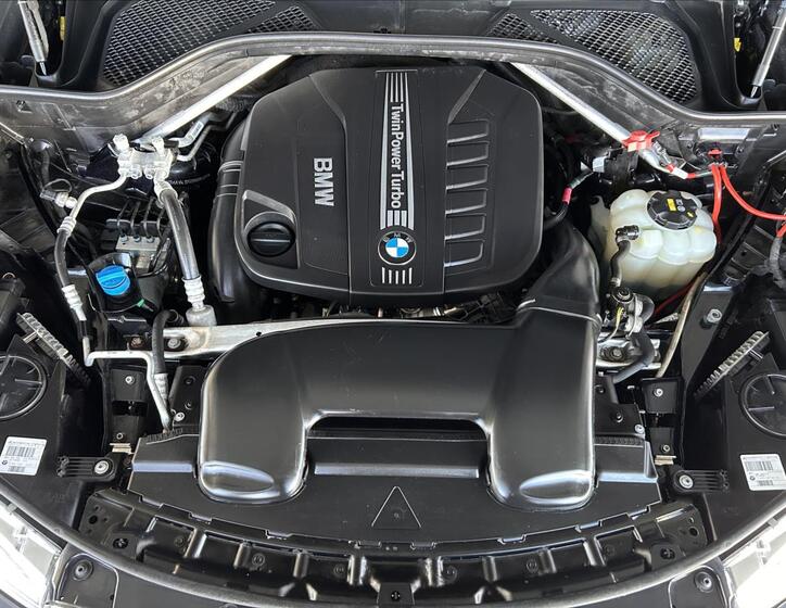 BMW X6 36
