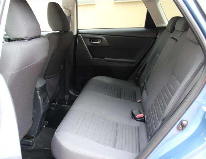 Toyota Auris 14