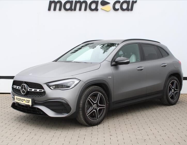 Mercedes-Benz GLA 3