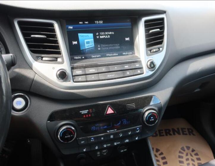 Hyundai Tucson 16