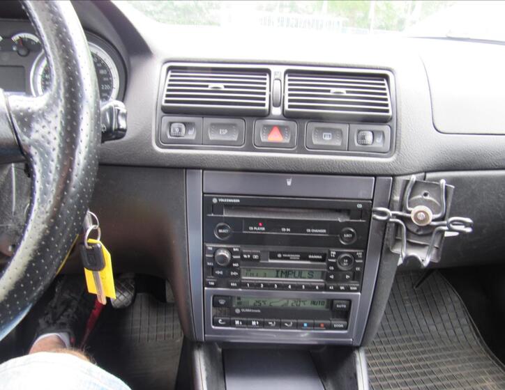 Volkswagen Golf 14